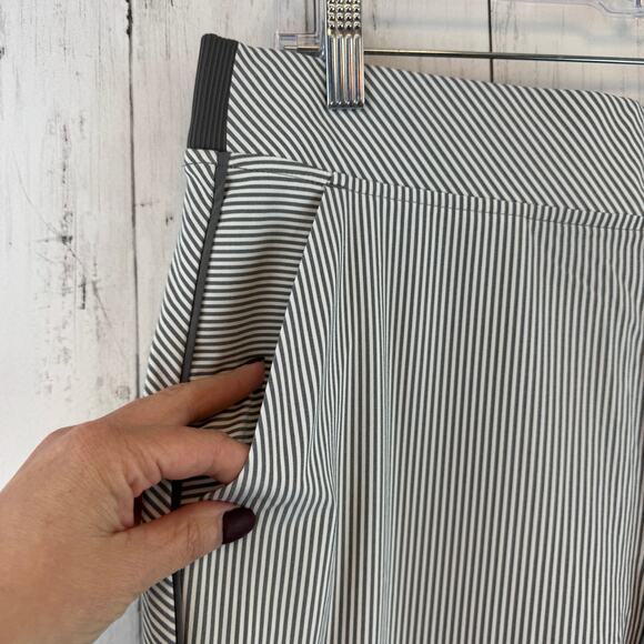 NWT Athleta Grey/Sea Salt City Stripe Brooklyn Textured Ankle Pants Size 12 - Picture 5 of 13